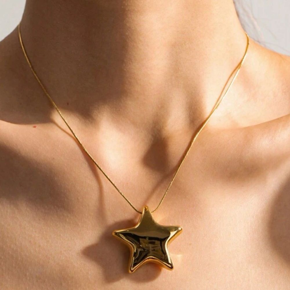 Gold star necklace #1129